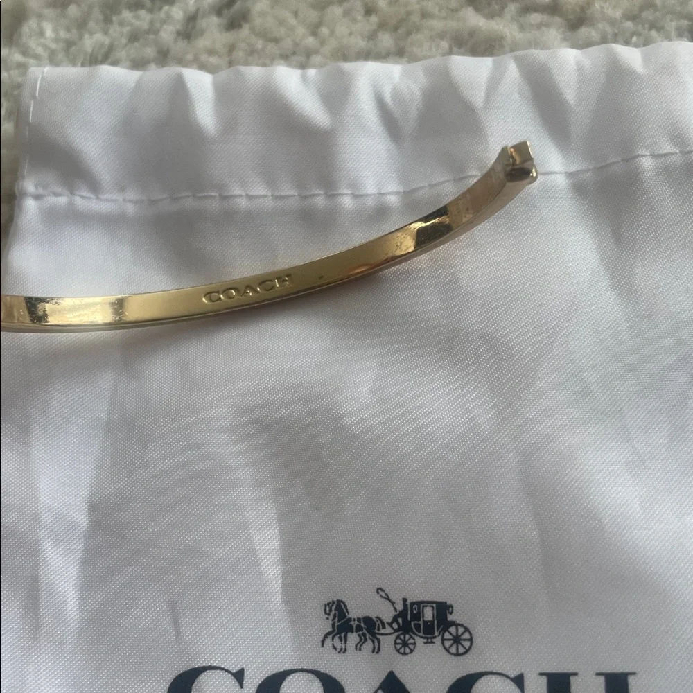 Coach Essential Hinged Bangle - Picture 5 of 5
